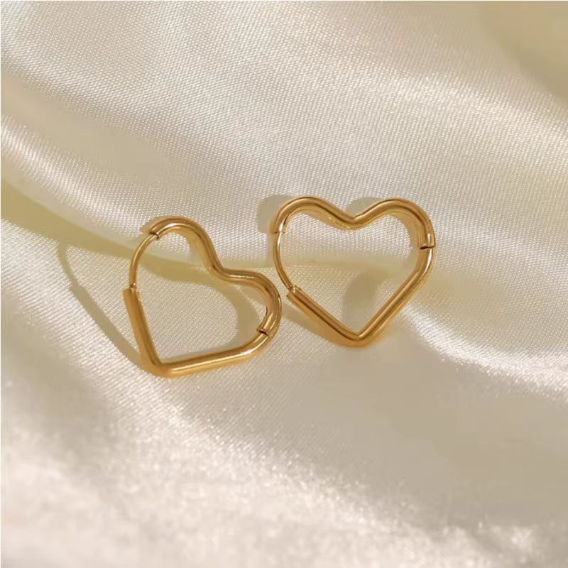 2Pcs Fashion Gold Color Stainless Steel Heart Earrings Studs for Women Girl, Simple Punk Hoop Earrings Piercing Jewelry Gift